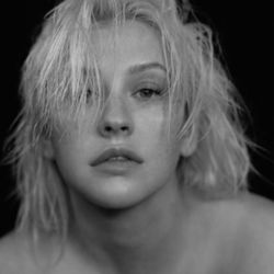 Fall In Line - Christina Aguilera