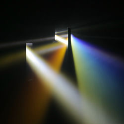 Capa do �lbum A Light That Waits